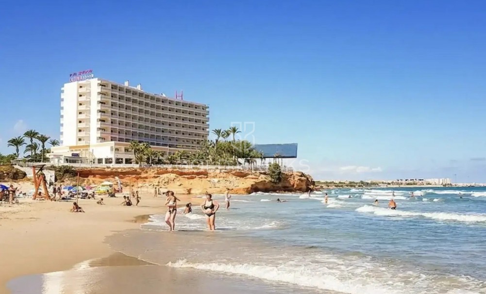 Wederverkoop · Villa · Orihuela Costa · La Zenia