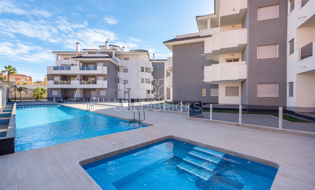 Revente · Apartment · Orihuela Costa · Las Filipinas